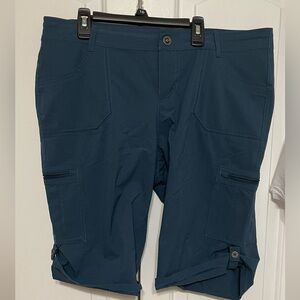 KUHL  Born In The Mountains  Women Shorts Style 6304 Size 14/ Color Blue